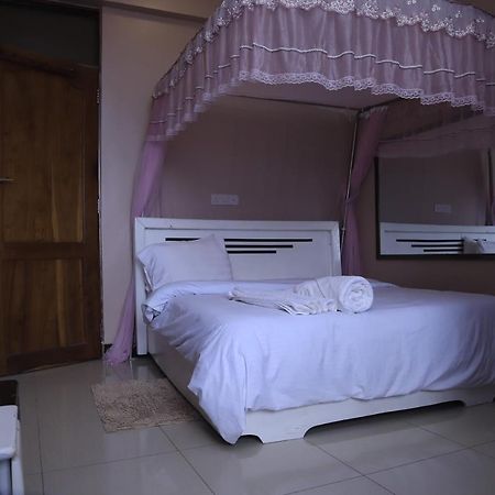 B10 Airport Lodge Νταρ ες Σαλάμ Εξωτερικό φωτογραφία