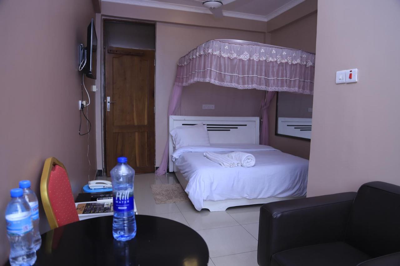 B10 Airport Lodge Νταρ ες Σαλάμ Εξωτερικό φωτογραφία