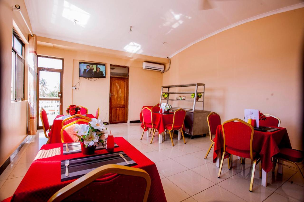 B10 Airport Lodge Νταρ ες Σαλάμ Εξωτερικό φωτογραφία